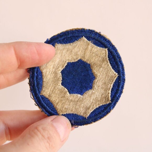 Vintage 1940s Patch, 9th Service Command Blue Circle with White Sew On Army - Picture 8 of 12